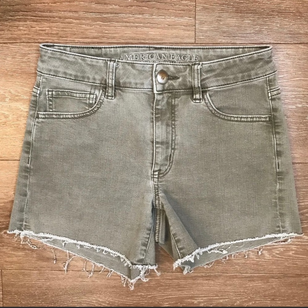 American Eagle Hi-Rise Super Stretch Olive Green Denim Shorts Size 2 (SHT008)